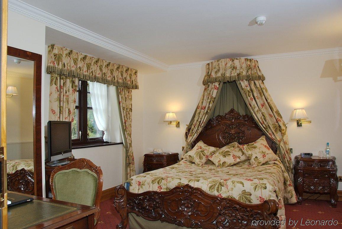 Stanhill Court Hotel Charlwood Room photo