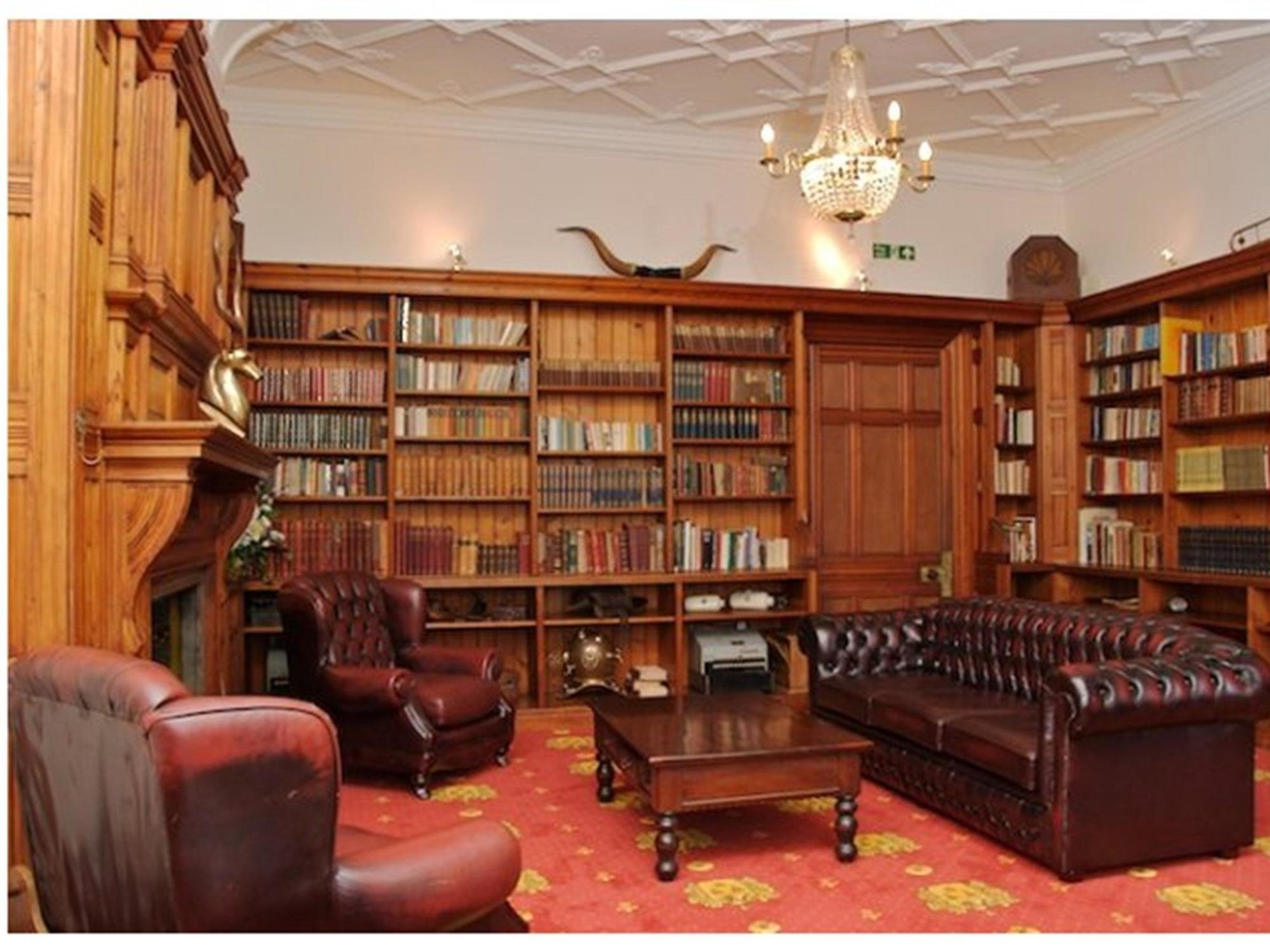 Stanhill Court Hotel Charlwood Interior photo